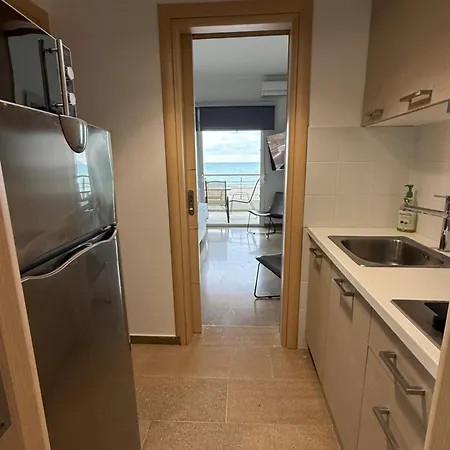 Korelis Айя-Анна