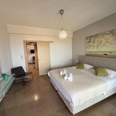 Korelis Айя-Анна