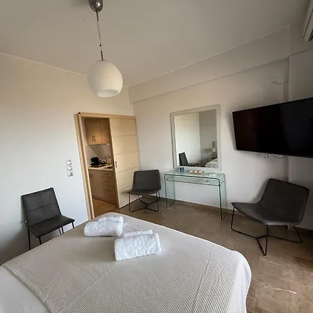 Korelis Айя-Анна